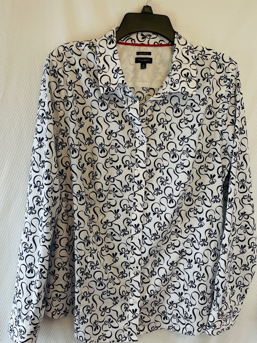 Talbots Wrinkle Resistant Floral Button Front Shirt Women’s Size 16 White Navy